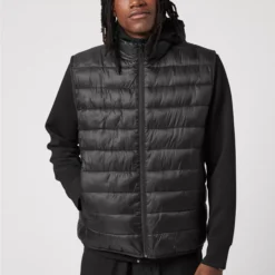 AE Lightweight Puffer Vest