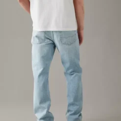 AE Relaxed Straight Jean 5 AE Relaxed Straight Jean -Drape Mode Sales 0112 6577 978 ob