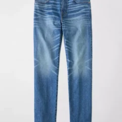 AE AirFlex+ Ultrasoft Relaxed Straight Jean 5 AE AirFlex+ Ultrasoft Relaxed Straight Jean -Drape Mode Sales 0112 6684 857 f
