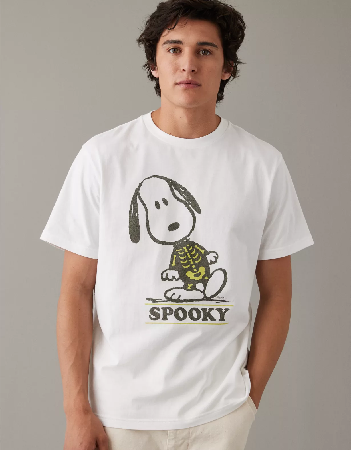 AE Super Soft Snoopy Halloween Graphic T-Shirt 1 AE Super Soft Snoopy Halloween Graphic T-Shirt