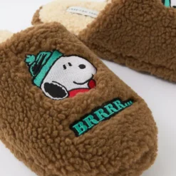 AE Snoopy Fleece Slipper -Drape Mode Sales 0213 7523 261 d1