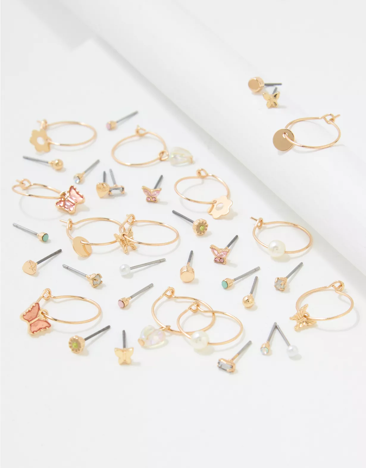AEO Gold Mini Stud + Hoop Earring 18-Pack 1 AEO Gold Mini Stud + Hoop Earring 18-Pack
