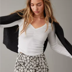 AE Long-Sleeve Cinch-Front Cropped Tee