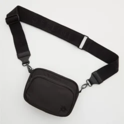 OFFLINE By Aerie Makin' Moves Crossbody Bag