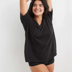 Aerie Distressed Basic V-Neck Boyfriend T-Shirt