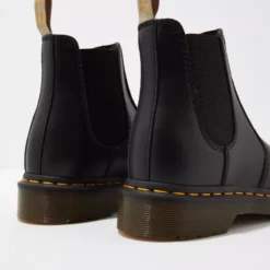Dr. Martens 2976 Vegan Chelsea Boot 5 Dr. Martens 2976 Vegan Chelsea Boot -Drape Mode Sales 7411 4960 001 d1