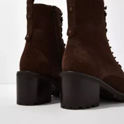 Seychelles Irresistible Ankle Bootie 5 Seychelles Irresistible Ankle Bootie -Drape Mode Sales 7411 5576 285 d1